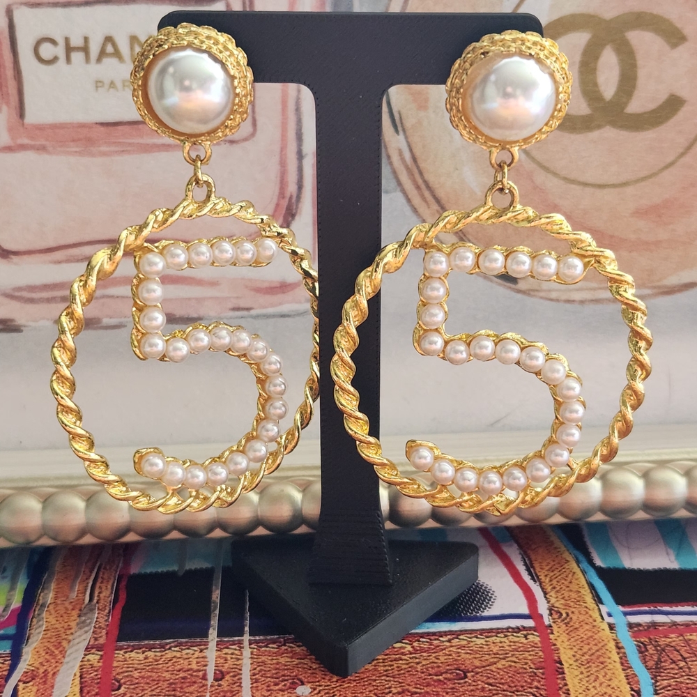 Elegant Gold and Pearl #5 Hoop Earrings - Picture 5 of 7